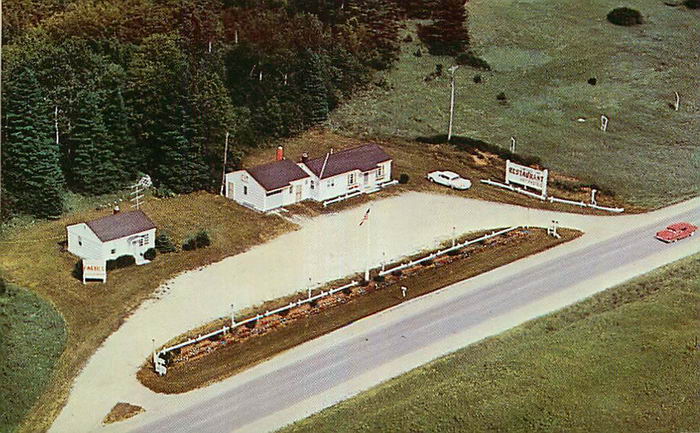 The Checker Restaurant - Old Postcard Photo (newer photo)
